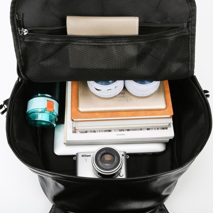 軽量大容量スポーツ仕様　PUレザーリュック