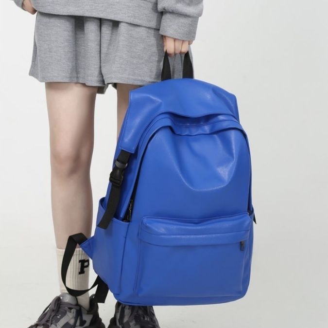 軽量大容量スポーツ仕様　PUレザーリュック