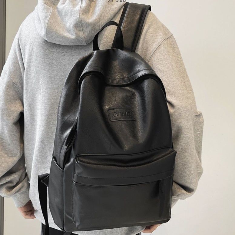 軽量合成皮革の大容量　通学デイリーレザーリュック