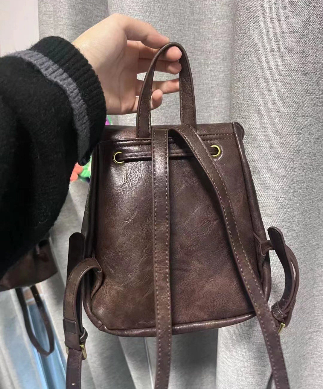 レザーリュック レザー調ミニリュック コンパクト大容量 軽量お出かけバッグ