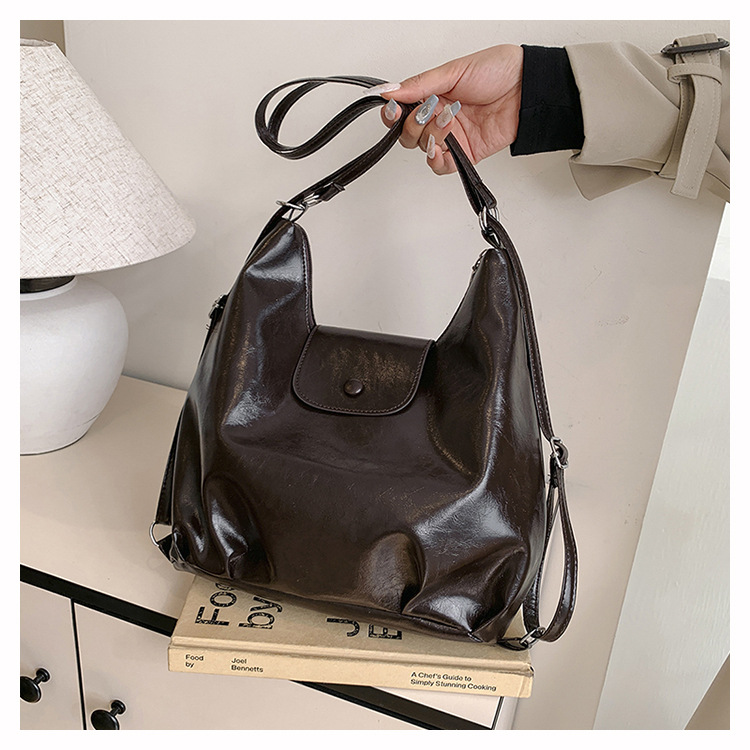 https://fulmo-img-server.com/leatherique/9359feb4-1191-4534-8135-7a1163ce0a01.jpg