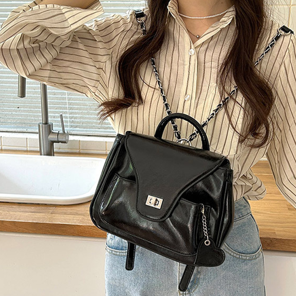 レザーリュック 光沢レザー風スクエアリュック 二通り使い