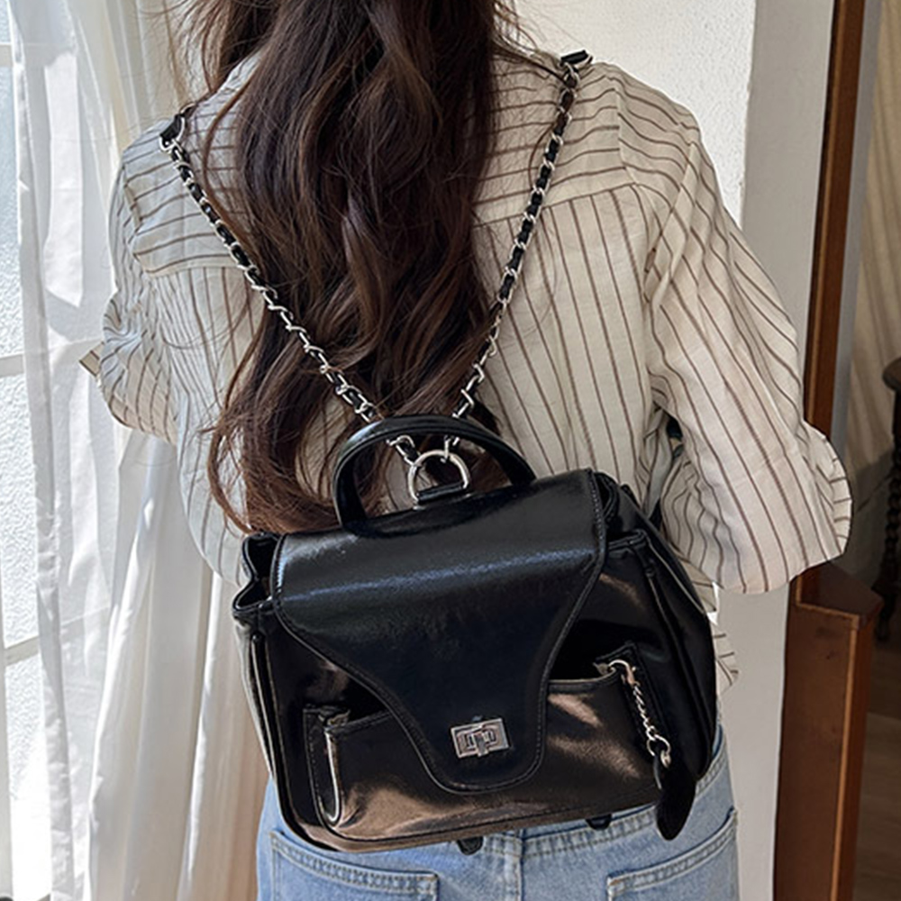 レザーリュック 光沢レザー風スクエアリュック 二通り使い