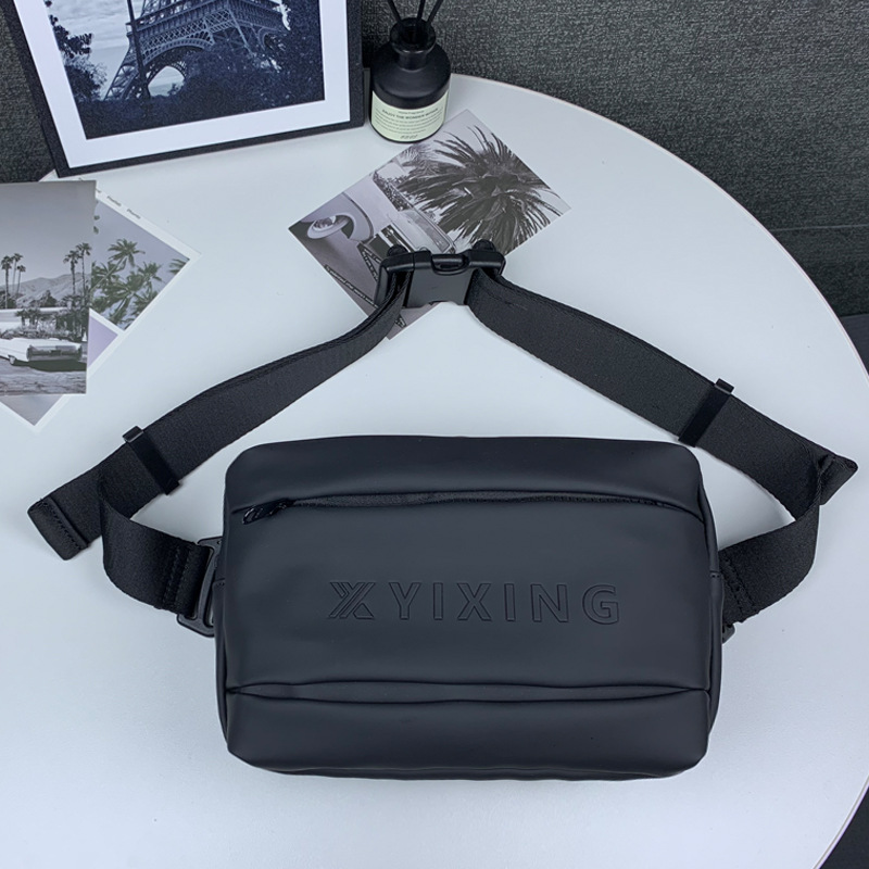 レザーショルダー スタイリッシュ型押しミニショルダー