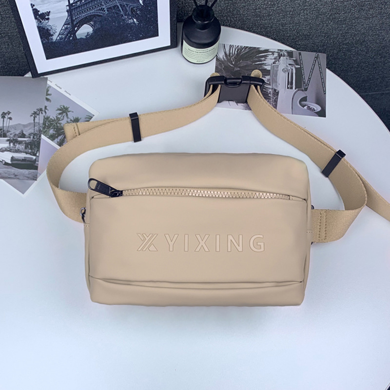 レザーショルダー スタイリッシュ型押しミニショルダー