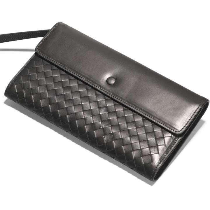 https://fulmo-img-server.com/leathllet/1734427957636_a6ovcffh_spqxuhv2