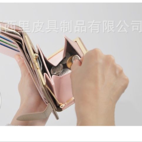 革 財布 がま口式本革二つ折り財布多機能カード収納