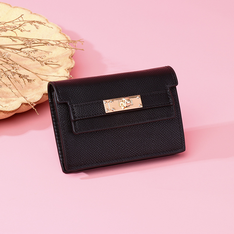 革 財布 金具ベルト付きコンパクト三つ折り財布