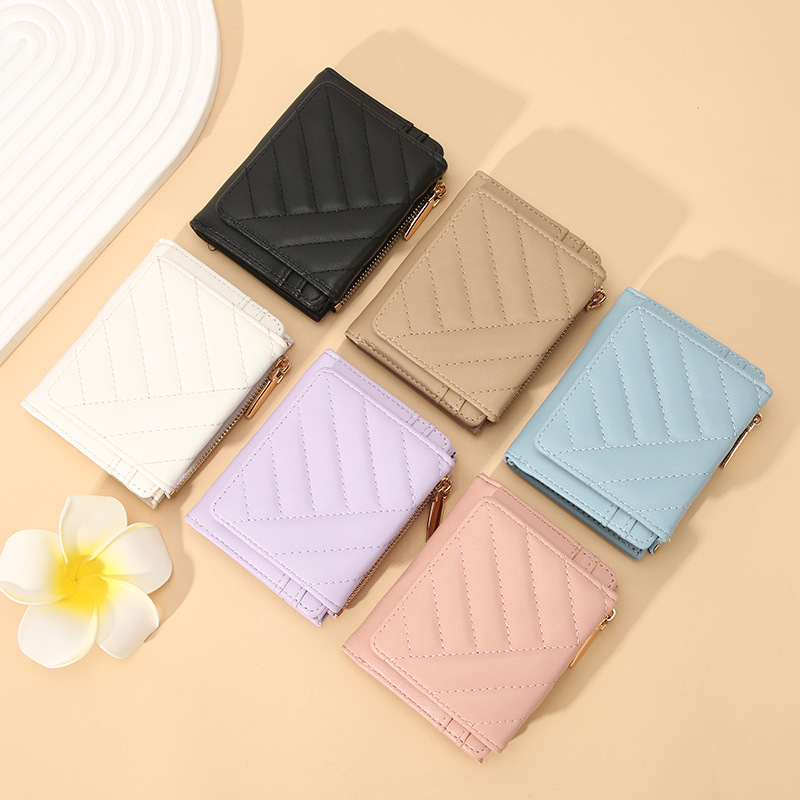 革 財布 シェブロンキルティングレザー三つ折り財布