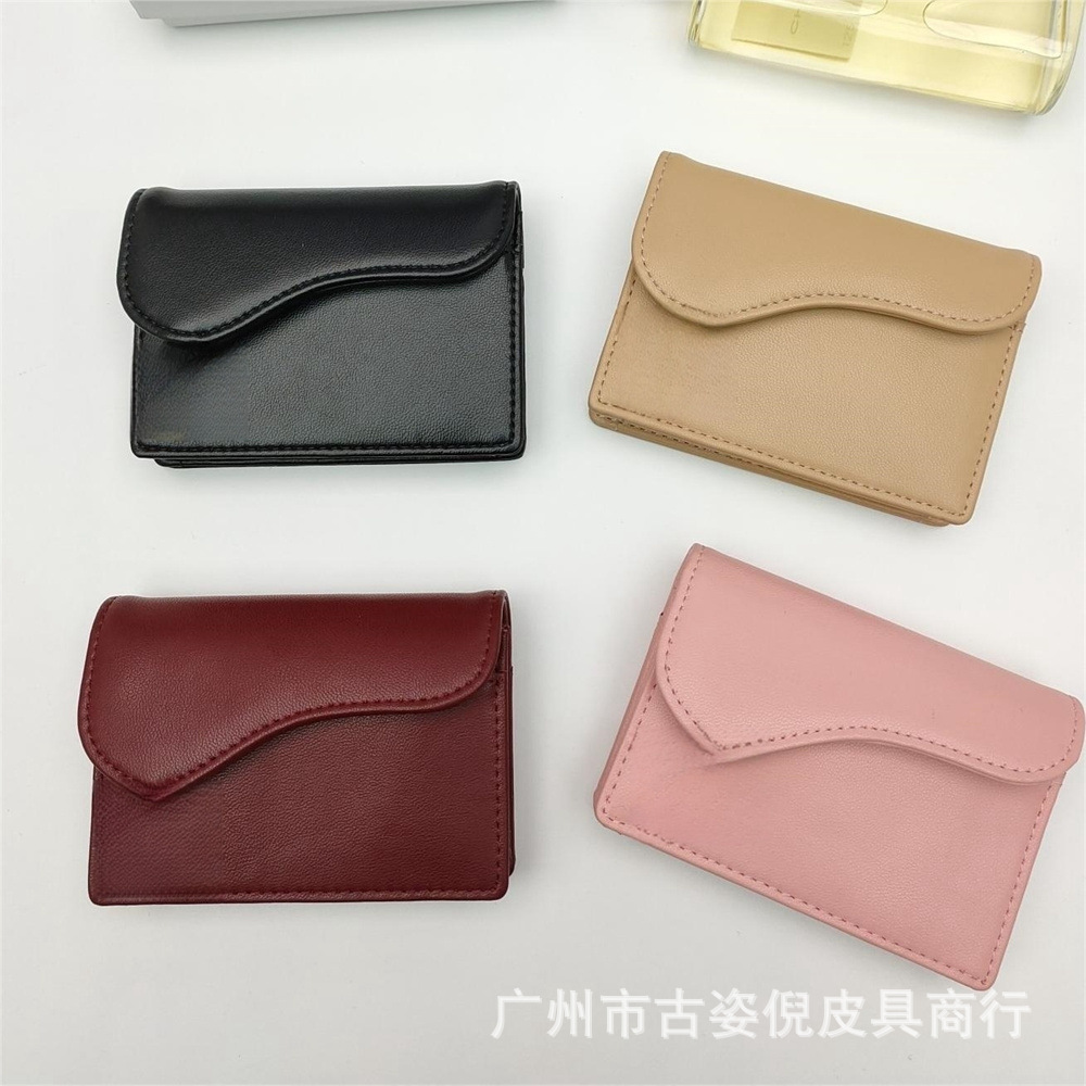 革 財布 本革製エンベロープ型カードケース名刺入れ