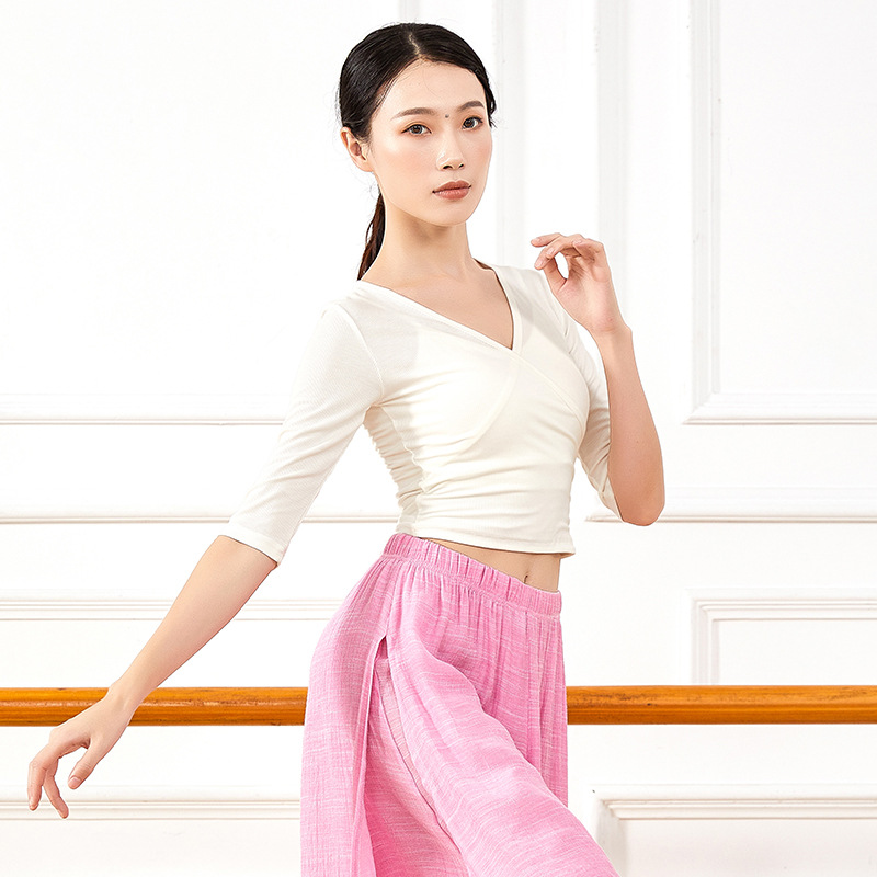 https://fulmo-img-server.com/leoluna/d3347ef8-342d-418f-9230-d4a368b457f0.jpg