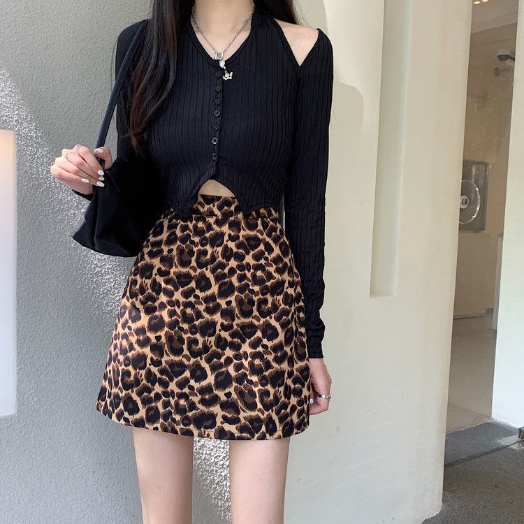 ヒョウ柄 野性美あふれるヒョウ柄ミニスカート