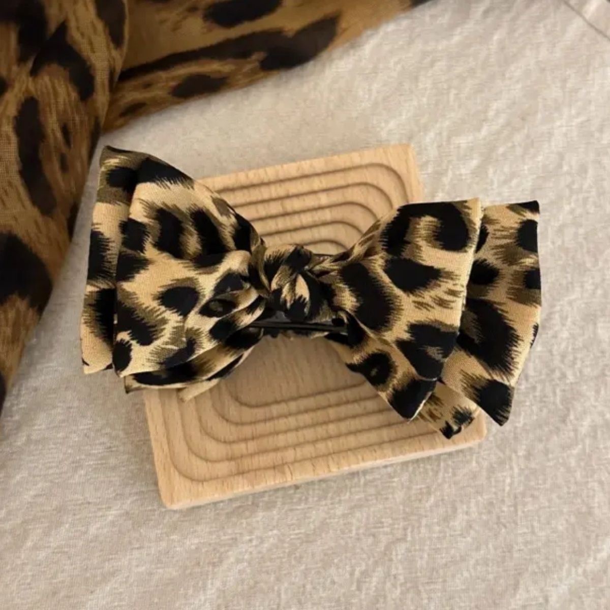 https://fulmo-img-server.com/leopal/0e95832d-8229-452f-aae5-f7afff50b335.jpg