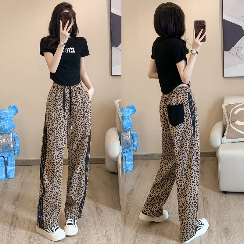 ヒョウ柄ストレートワイドパンツ