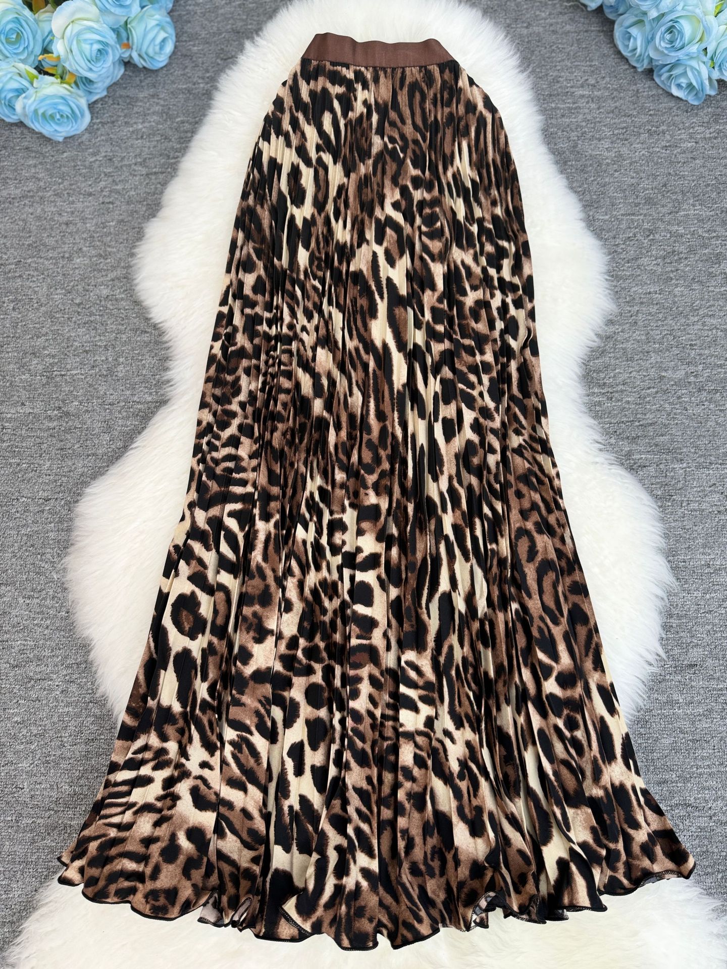https://fulmo-img-server.com/leopal/1c2abb42-7fae-4533-86b9-9cd48d9e2a18.jpg