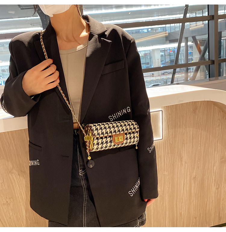 シックな円筒形ヒョウ柄ショルダーバッグ