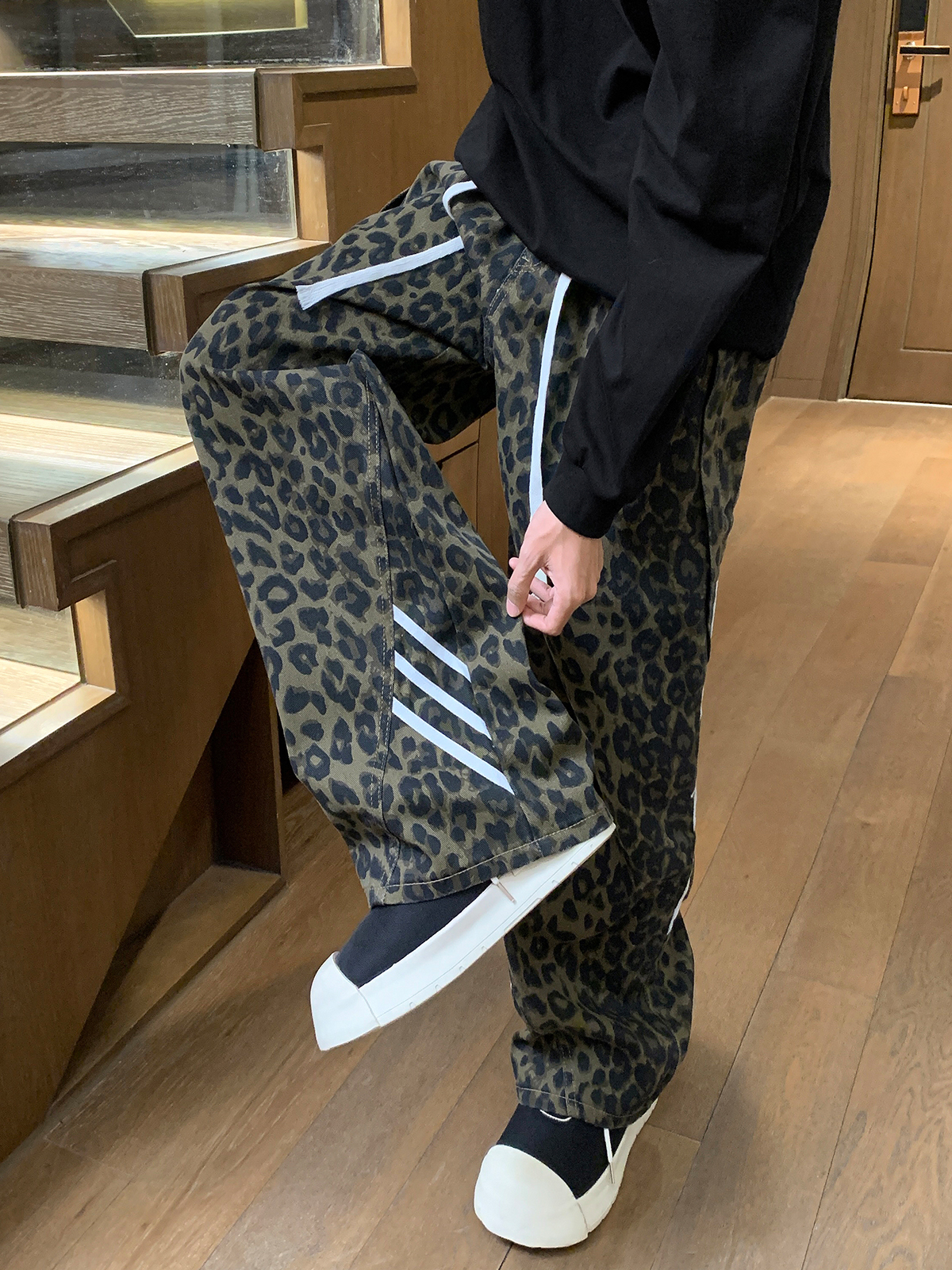ヒョウ柄 ヒョウ柄 豹模様ゆったりワイドパンツ