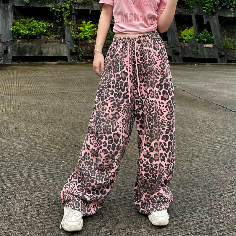 ふんわりヒョウ柄楽園パンツ