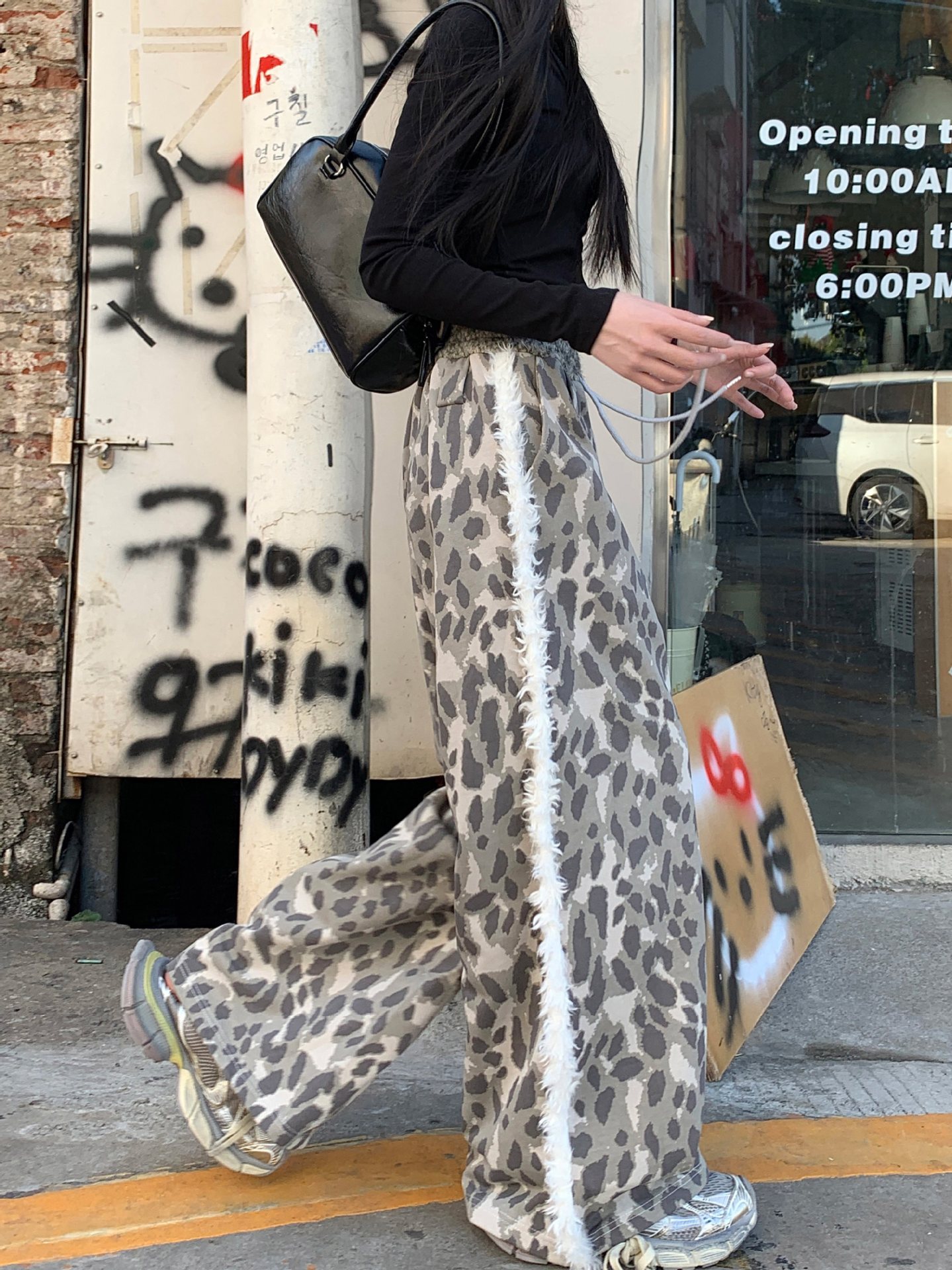 https://fulmo-img-server.com/leopal/3ff4ba96-f741-48ab-bdcc-4627db9b2145.jpg