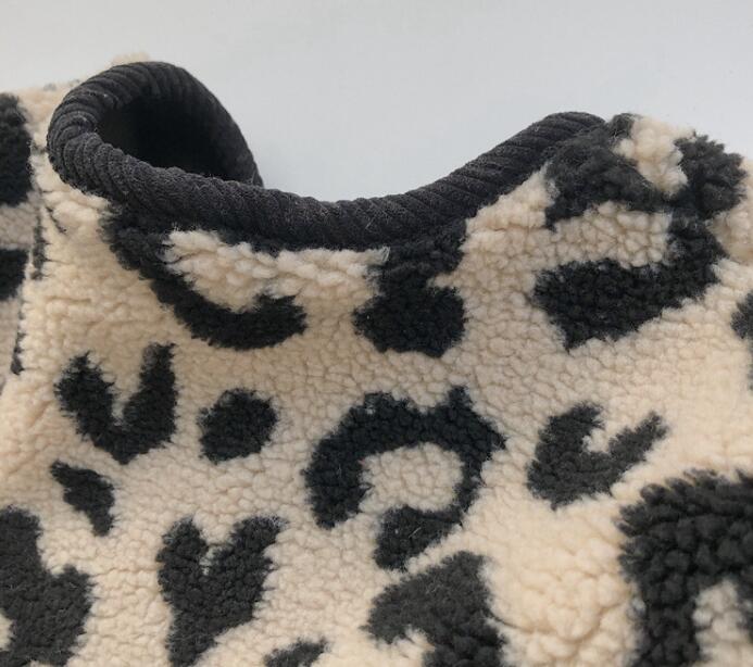 新品キッズトップス ヒョウ柄ボア中綿ジャケット