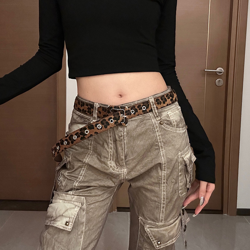 斜め掛けヒョウ柄ベルト