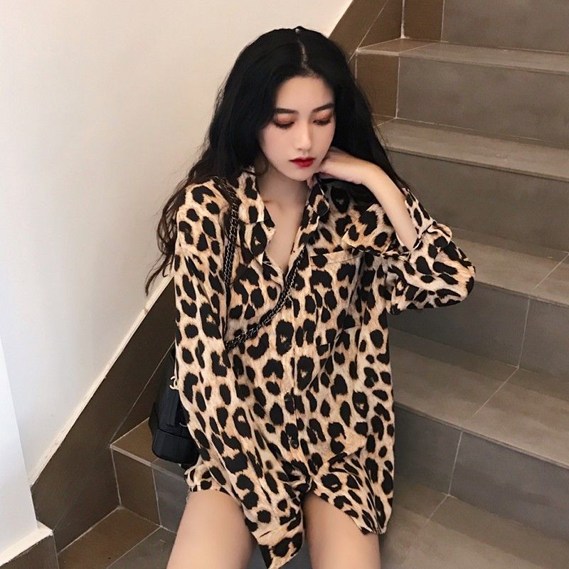 ゆるふわヒョウ柄シャツワンピース
