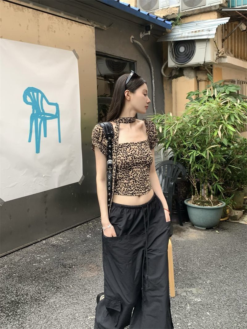 ヒョウ柄 スカーフ付きトップス