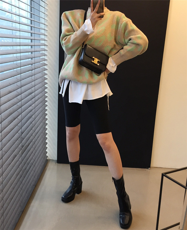 大人可愛いヒョウ柄ニットトップス ゆったり丸首セーター