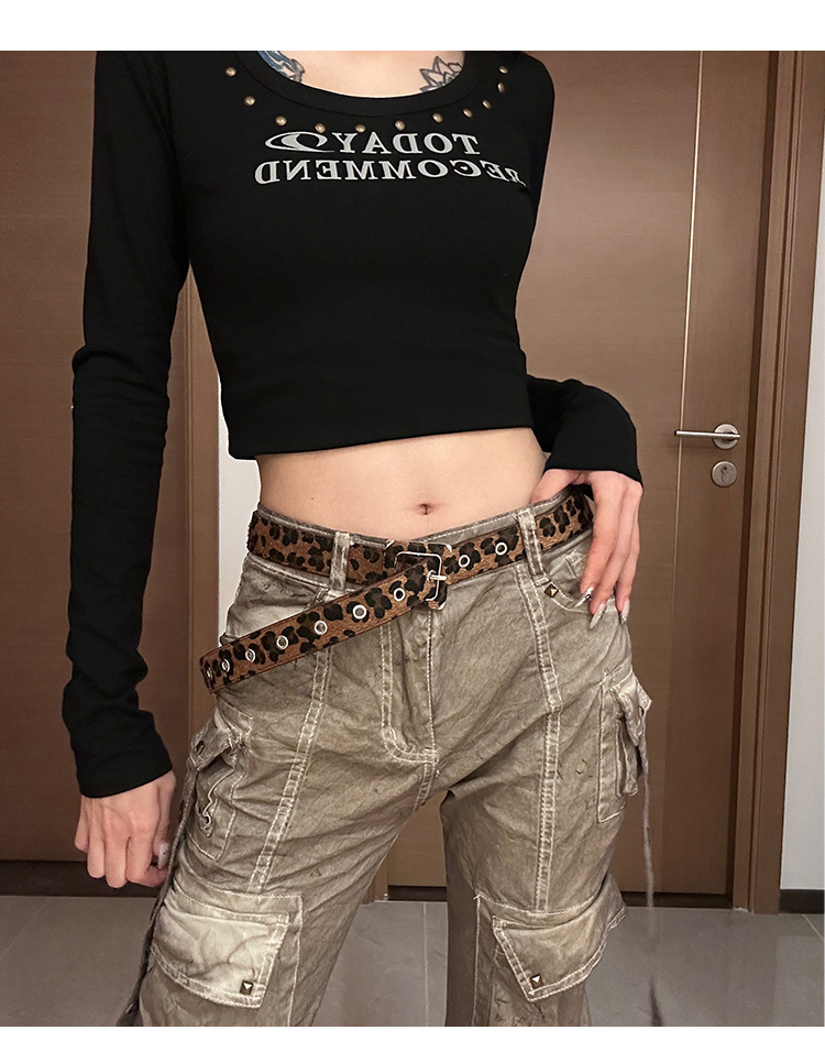 斜め掛けヒョウ柄ベルト