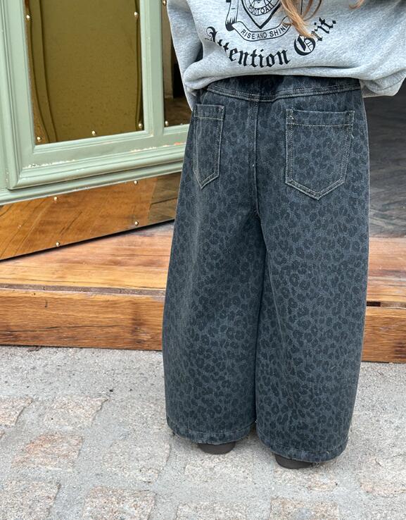 子供服 ヒョウ柄デニムパンツ ワイドロング 90-160センチ