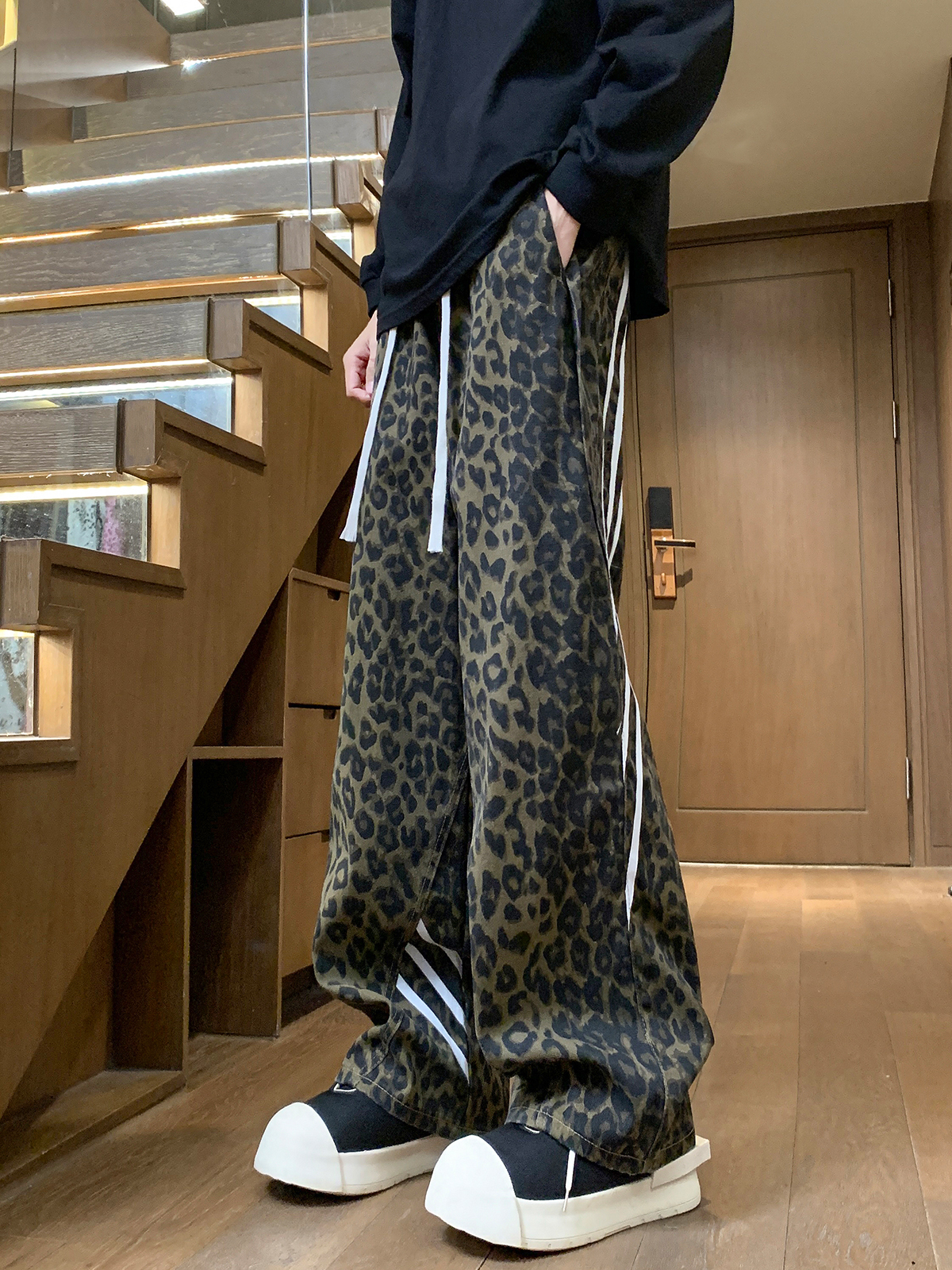 ヒョウ柄 ヒョウ柄 豹模様ゆったりワイドパンツ