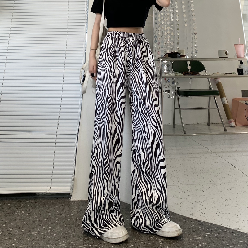 ヒョウ柄 ゆったりシマ模様ワイドパンツ