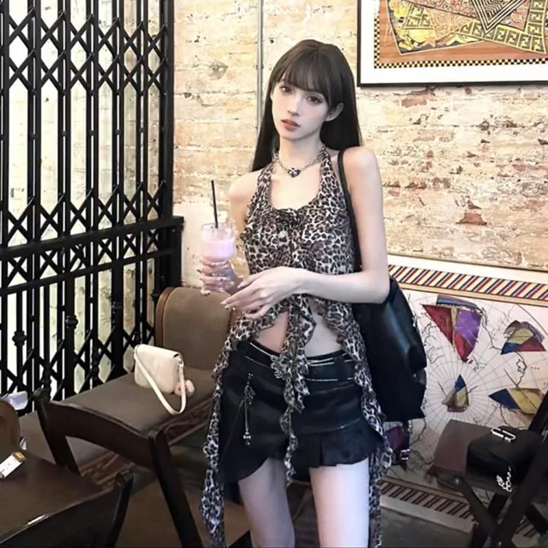 ヒョウ柄 野性美あふれるミニフリルスカート