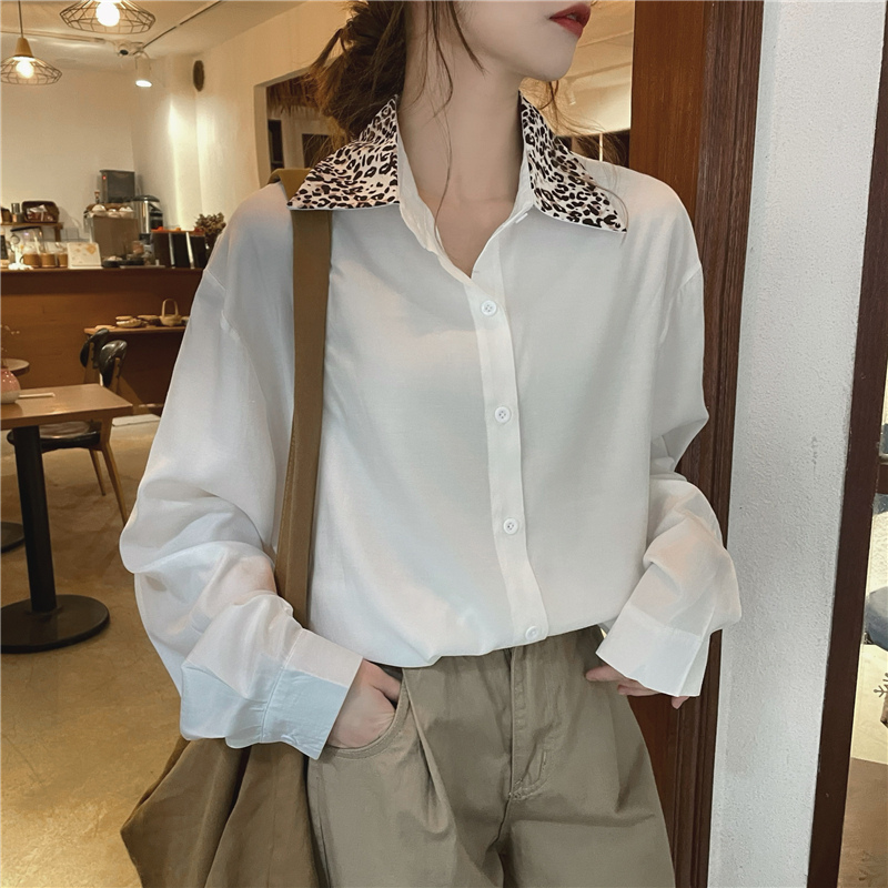 https://fulmo-img-server.com/leopal/c1ed8fe5-2e63-4ade-aeb6-d71f26f8caa9.jpg
