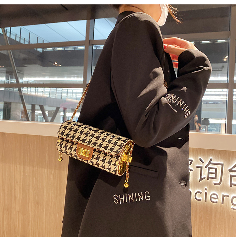 シックな円筒形ヒョウ柄ショルダーバッグ