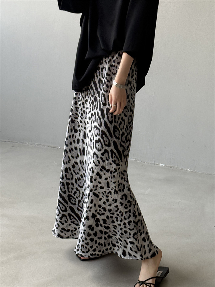 https://fulmo-img-server.com/leopal/c4e17a47-764f-4e16-82c4-7e78ebe2d43a.jpg