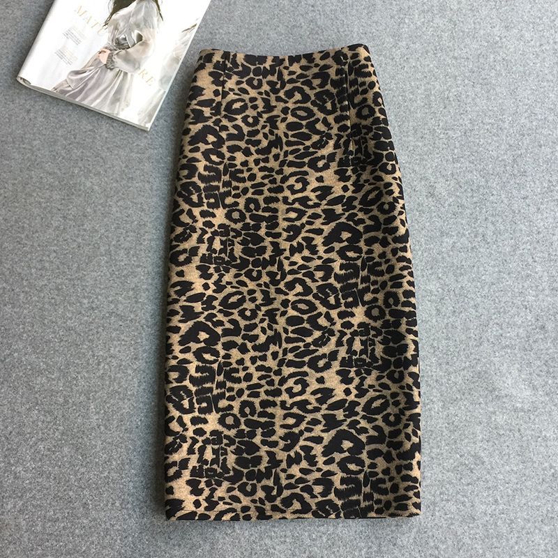 クラシカルヒョウ柄膝丈スカート