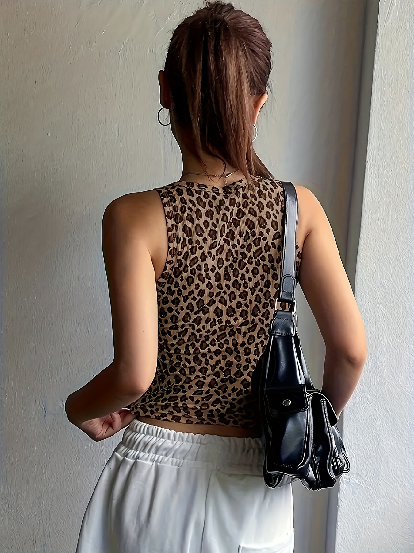 https://fulmo-img-server.com/leopal/ebbd1bd6-3908-4b77-96f2-c6b3d63aa16b.jpg