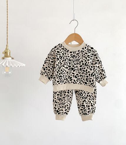 豹柄長袖上下セット薄手ベビー服トップスパンツ