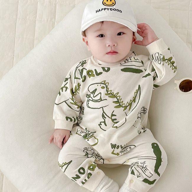 ベビー服 恐竜プリント長袖上下セット