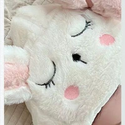 ベビー服 うさぎ耳付きもこもこフード防寒ロンパース