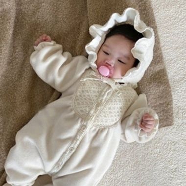 ベビー服新生児 フリル襟付き花びらフード長袖カバーオール