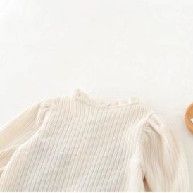 ベビー服 リボン付き縦縞柄長袖新生児カバーオール