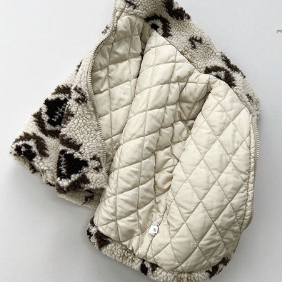 ベビー服 豹柄ボアリバーシブルジップアップジャケット　アウター