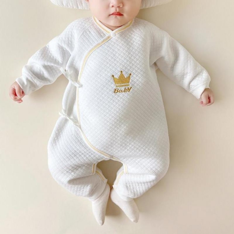 ベビー服 王冠刺繍入りキルティング和風カバーオール