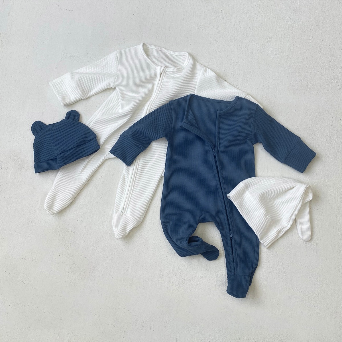 ベビー服新生児 くま耳付きワッフル編みロンパース帽子セット