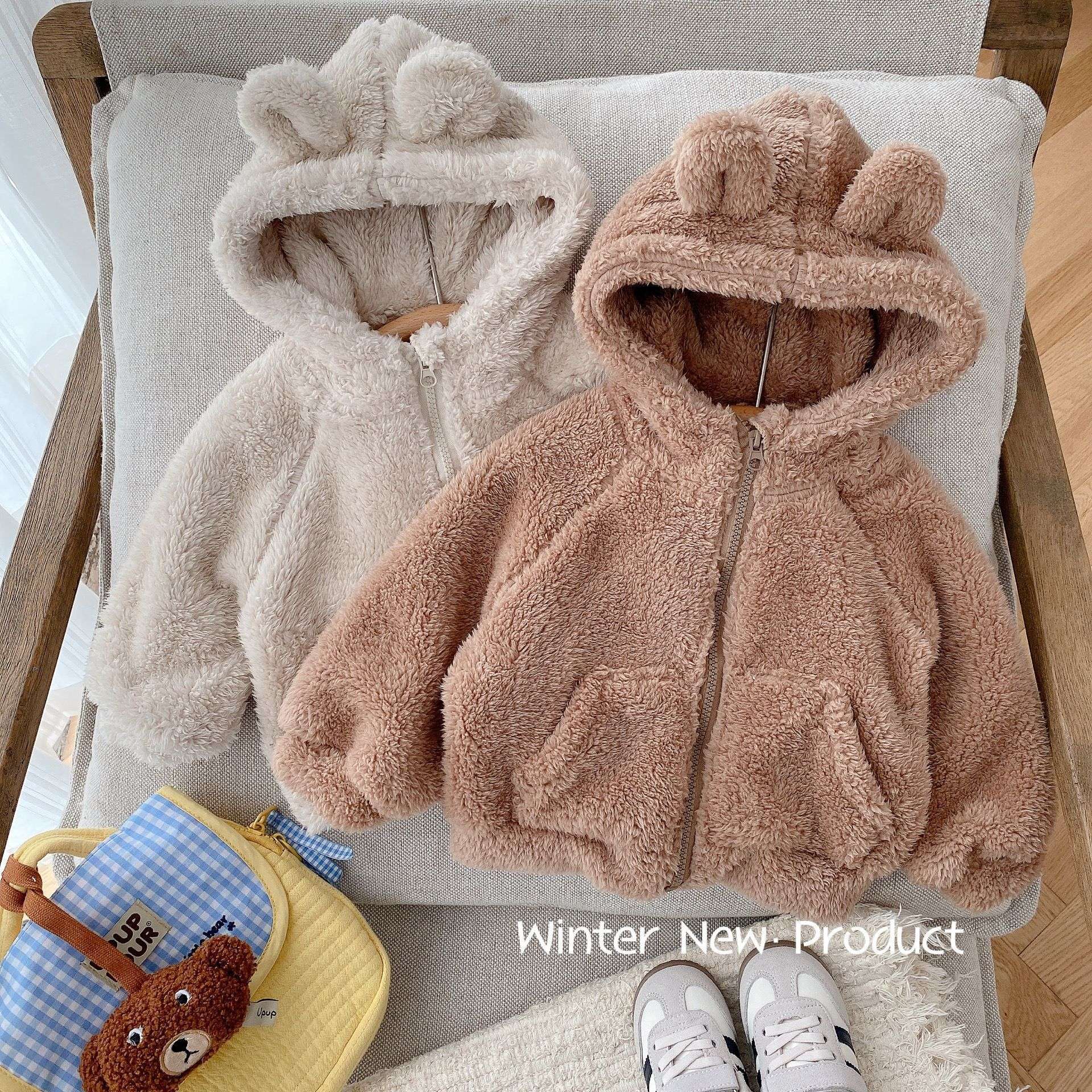 ベビー服  もこもこうさぎ耳フード付きベビージャケット