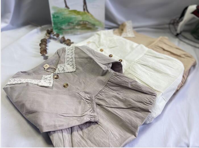 ベビー服 女の子用レース襟付きロンパース3色セット