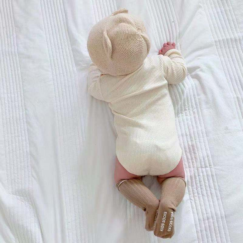 ベビー服 春夏新作 熊柄刺繍ロンパース 赤ちゃん女の子用