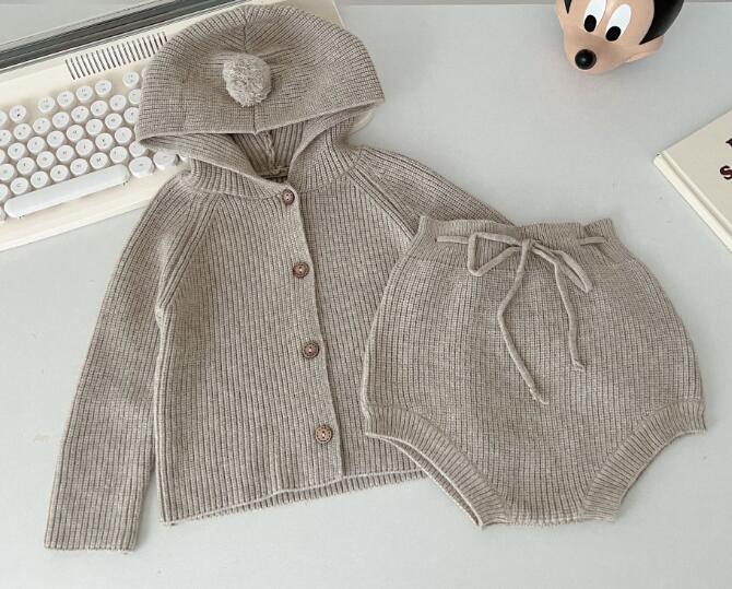 新作ベビー服ニット風くまさん耳付きセットアップ